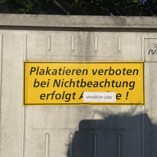 plakatieren verboten